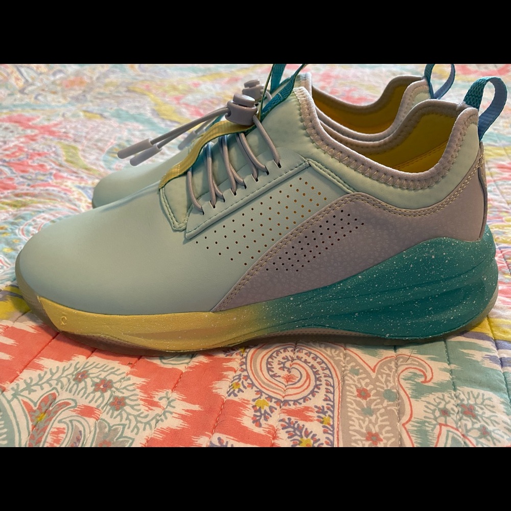 Clove nurses shoes. Never worn. Too late to return. 7.5 wide
